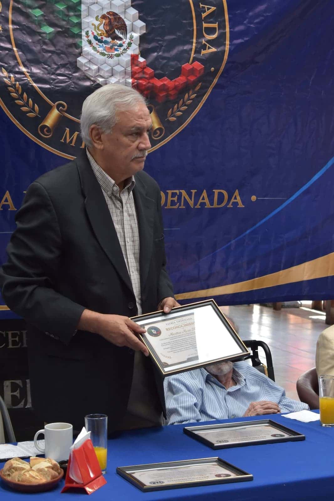 Reconocimiento a la lucha permanente — foto 20