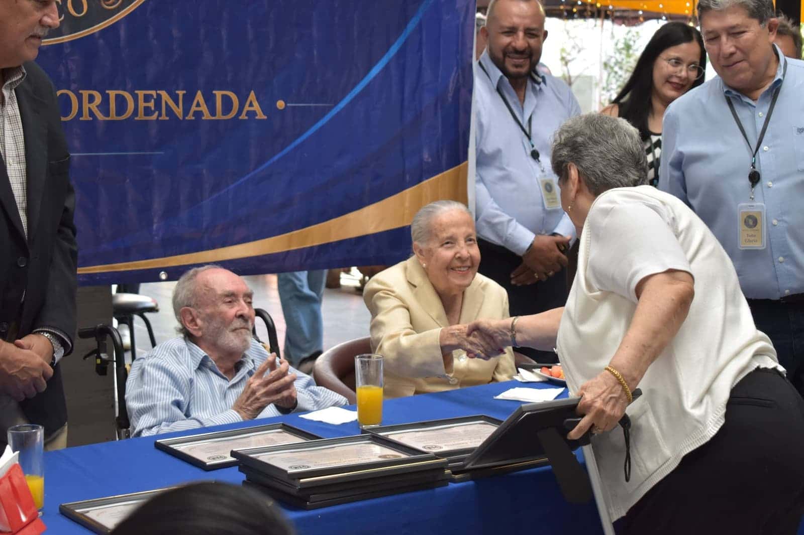 Reconocimiento a la lucha permanente — foto 18