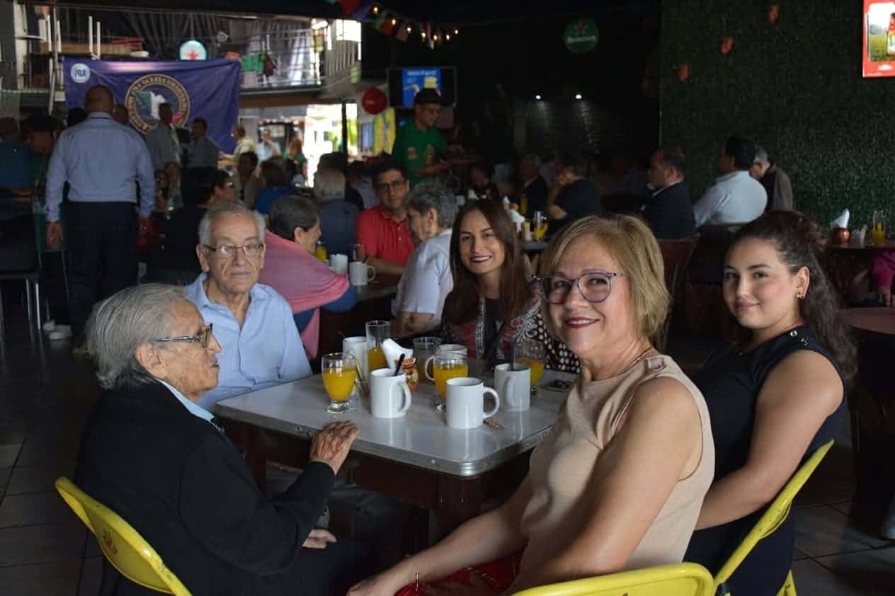 Reconocimiento a la lucha permanente — foto 9